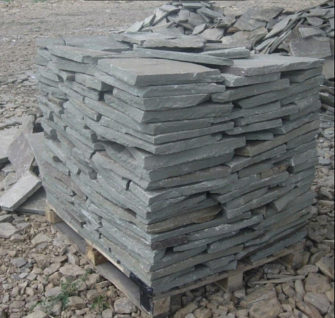 Kamenclub.ru: Песчаник пластушка серо-зеленый (1,5 см)  купить в Новороссийске плитняк - пластушка серо-зеленый, серый, зеленый пластушка рваная ландшафтная колотая 10200 руб/м3   фото КАМЕНЬ КЛУБ