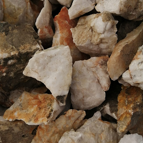 фото Кварц ( фр. 70-100 мм)  купить в Новороссийске в интернет-портале КАМЕНЬ КЛУБ