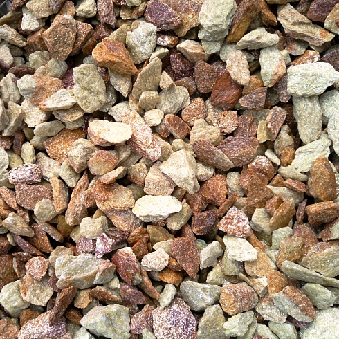 Kamenclub.ru: Щебень крошка желтый (ЗЛАТОЛИТ) фр. 5-10 мм.  купить в Новороссийске мрамор золотистый, бежевый, желтый каменная ландшафтная декоративная крошка здатолита 8500 руб/т   фото КАМЕНЬ КЛУБ