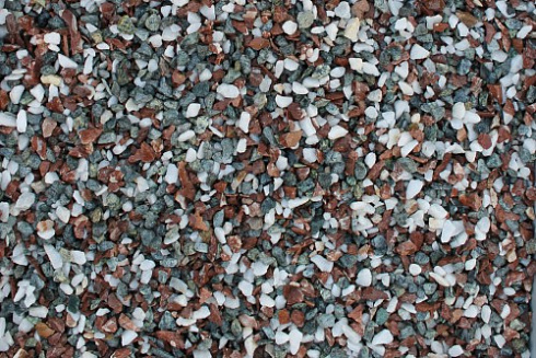 Kamenclub.ru: Мраморная крошка (щебень крошка микс: белый-зеленый-розовый) фр. 5-10 мм  купить в Новороссийске мрамор белый, зеленый, розовый, разноцветный, молочный декоративная ландшафтная мраморная крошка 9500 руб/т   фото КАМЕНЬ КЛУБ