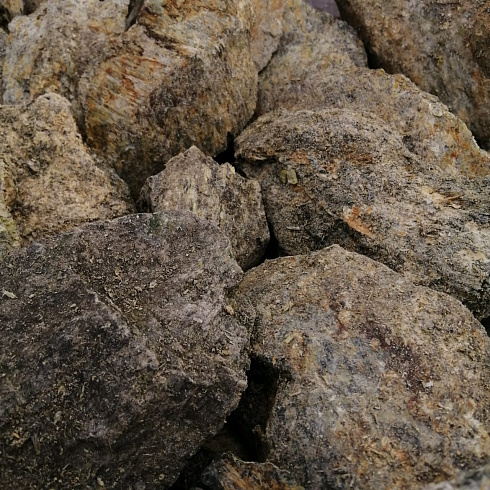 фото Змеевик салатовый  (фр. 70-100 мм)  купить в Новороссийске в интернет-портале КАМЕНЬ КЛУБ