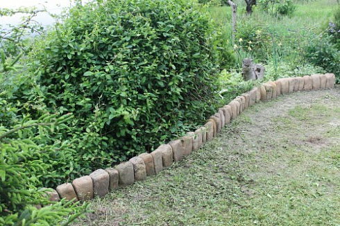 Kamenclub.ru: Песчаник для строительства и кладки блочный (фр 100-200 мм)  купить в Новороссийске песчаник бежевый серый рыжий валун мелкий для строительства песчаник 6500 руб/т   фото КАМЕНЬ КЛУБ