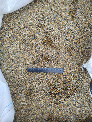 Галька речная окат (рыжая) фр.3-5 мм купить в Новороссийске 