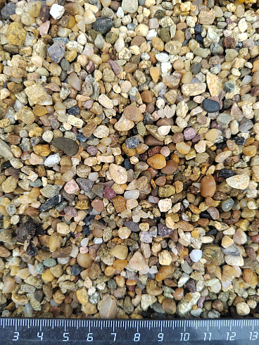 Галька речная окат (рыжая) фр.3-5 мм купить в Новороссийске 