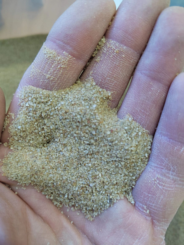 Кварцевый песок для площадок фр. 0,16-0,63 мм.  купить в Новороссийске фото Камень Клуб