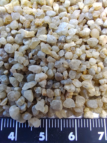 Кварцевый песок сухой фракцинированный фр. 1,6-4 мм.  купить в Новороссийске фото Камень Клуб