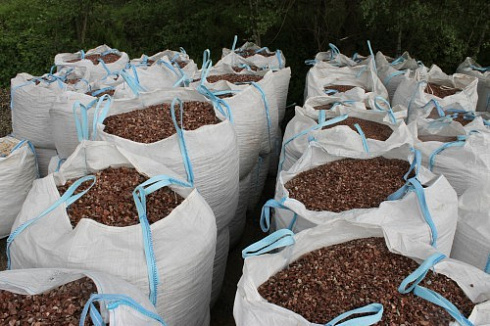 Kamenclub.ru: Мраморная крошка (щебень крошка розовый) фр. 20-40 мм.  купить в Новороссийске мрамор розовый, красный мраморная крошка декоративная 11000 руб/т   фото КАМЕНЬ КЛУБ