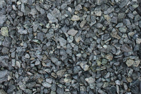 Kamenclub.ru: Щебень крошка зеленый (змеевик) фр. 3-5 мм  купить в Новороссийске камень змеевик зеленый, салатовый светло-зеленый мраморная каменная декоративная крошка 9000 руб/т   фото КАМЕНЬ КЛУБ