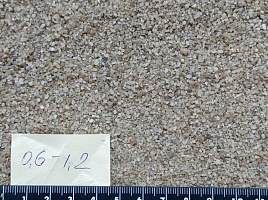 Кварцевый песок для площадок фр. 0,6-1,2 мм.  купить в Новороссийске фото Камень Клуб