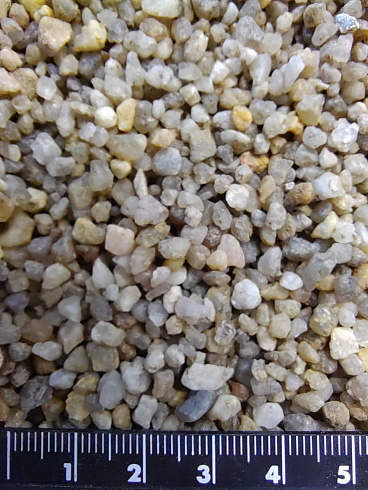 Кварцевый песок для площадок фр. 2-5 мм.  купить в Новороссийске фото Камень Клуб